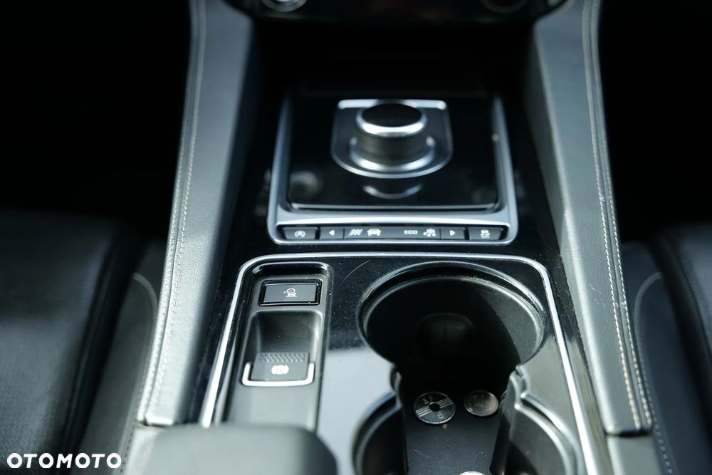 Jaguar F-Pace 2.0 i4D AWD Prestige - 14