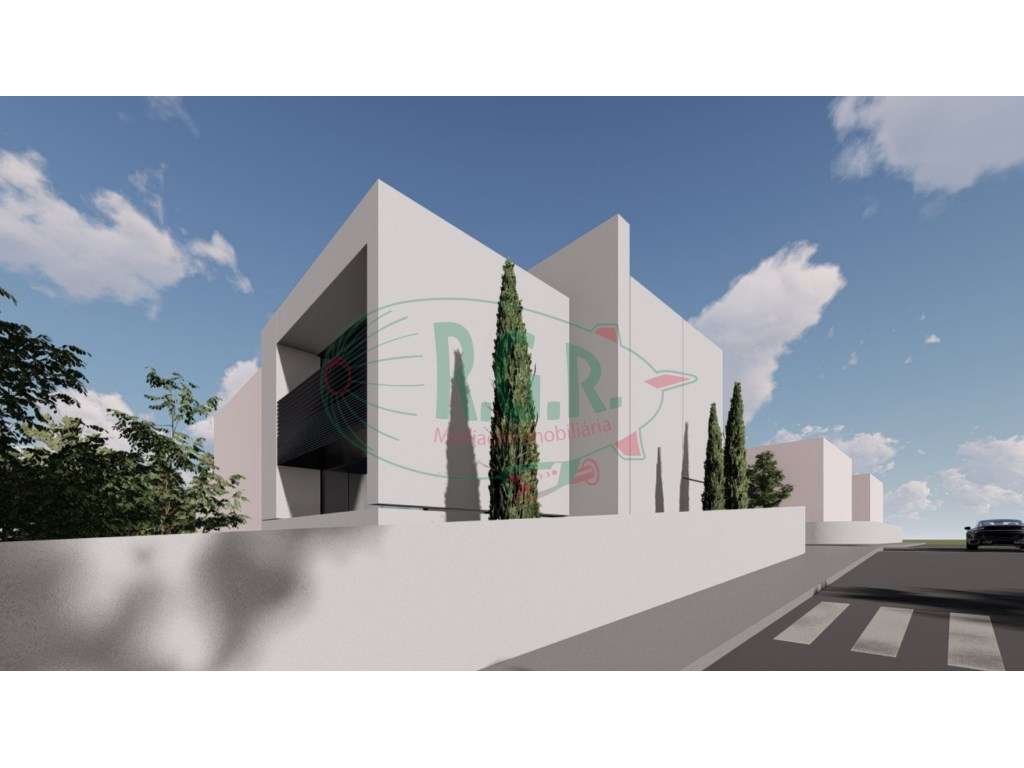 MORADIA T3 NOVA 'A+' | 3 FRENTES | São Pedro Cova