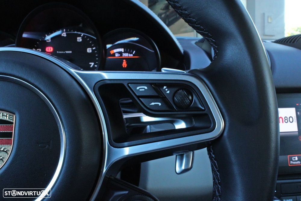 Porsche 718 Boxster 2.0 PDK - 11