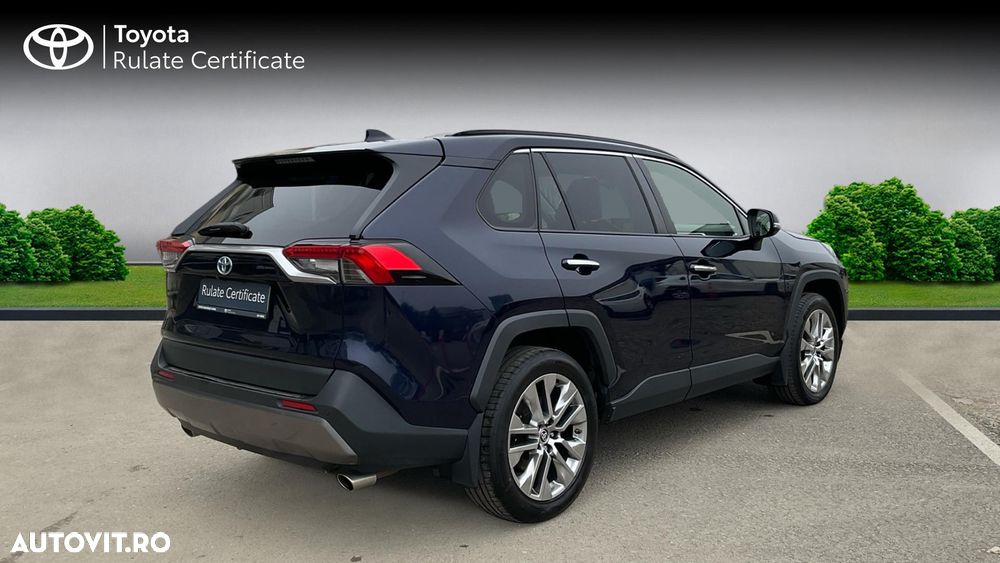 Toyota RAV4 - 11
