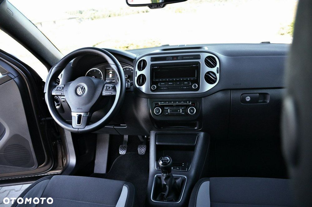 Volkswagen Tiguan - 19