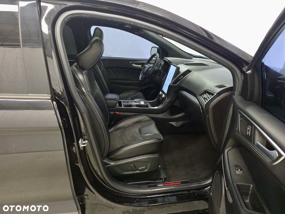 Ford Edge - 9