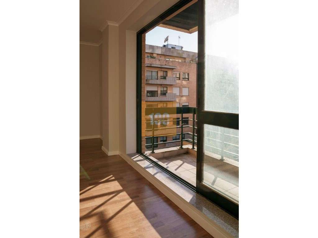 Apartamento T4 no Pinheiro Manso - Grande imagem: 4/32