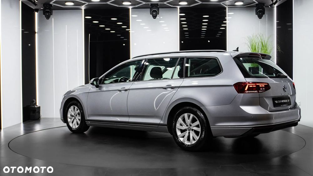 Volkswagen Passat Variant 1.5 TSI EVO Essence - 5