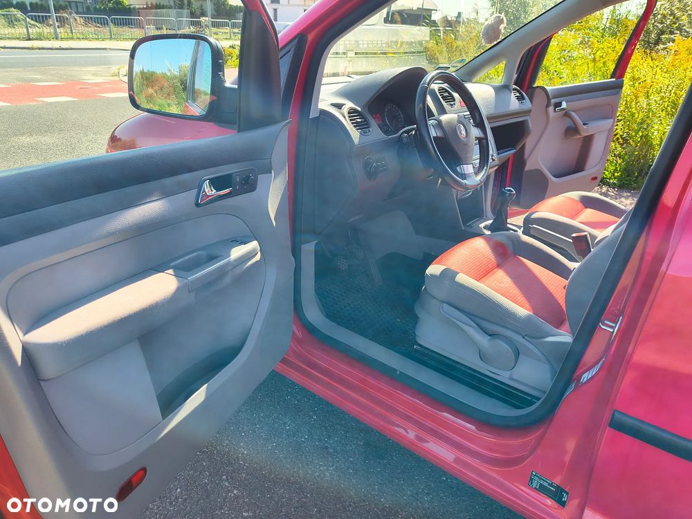Volkswagen Caddy - 24