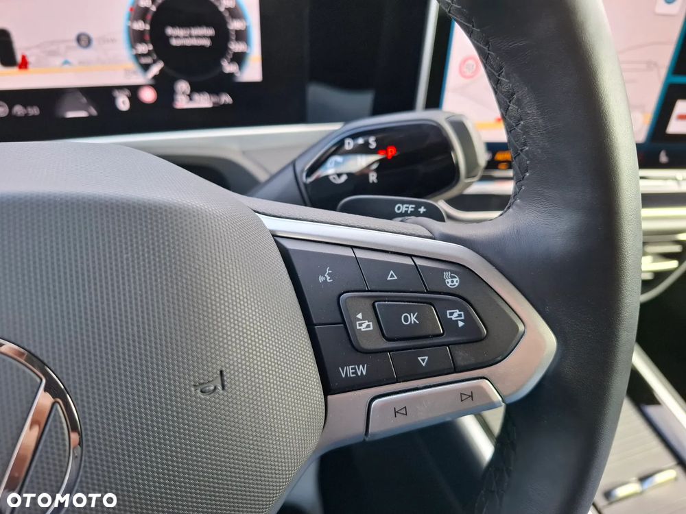 Volkswagen Passat Variant 2.0 TDI SCR DSG Elegance - 22