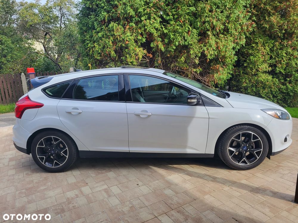 Ford Focus 2014 photo 3