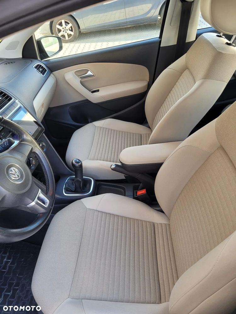 Volkswagen Polo - 10