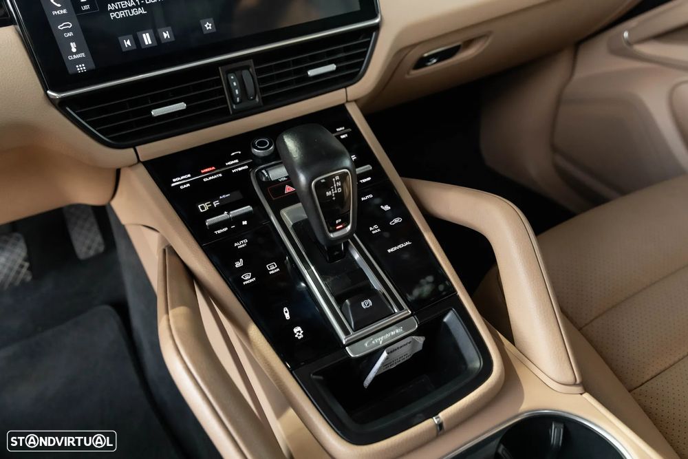 Porsche Cayenne E-Hybrid - 25