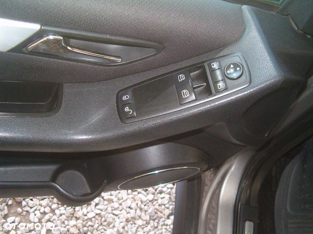 Mercedes-Benz Klasa B - 21