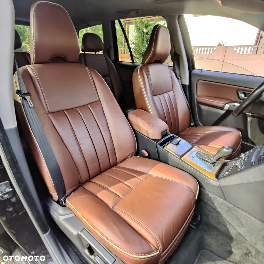 Volvo XC 90 3.2 AWD Executive - 26