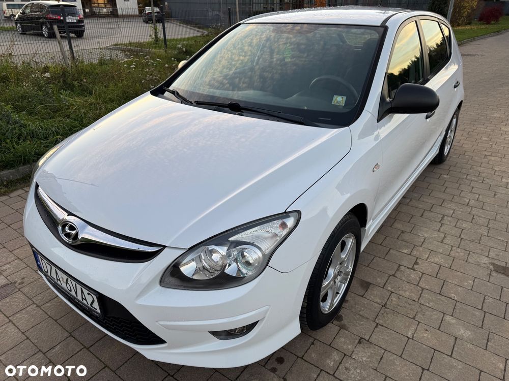 Hyundai i30 1.4 Comfort World Cup - 28