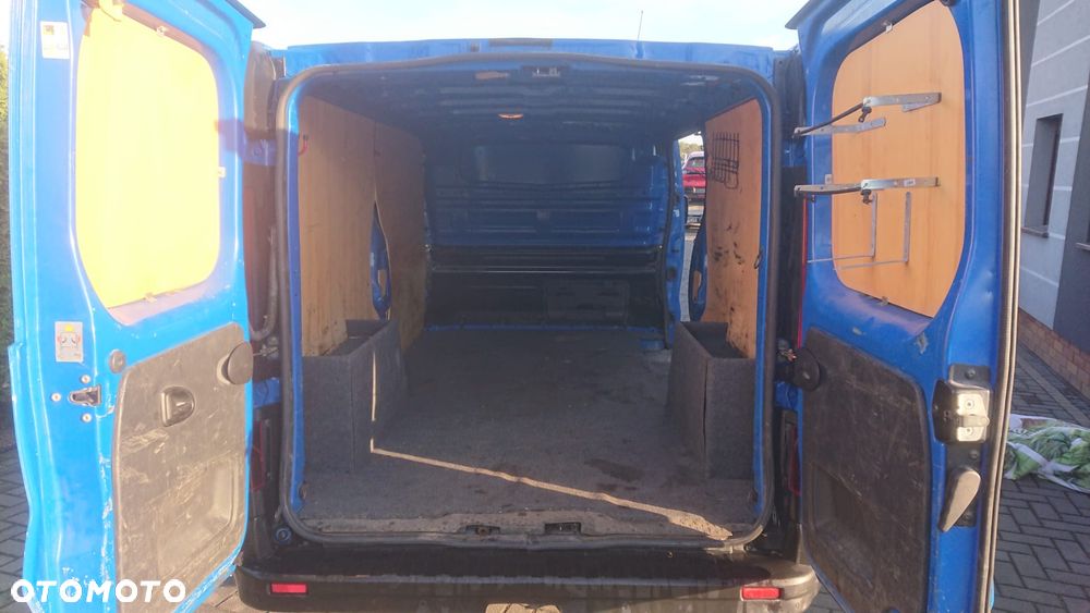 Renault TRAFIC - 21