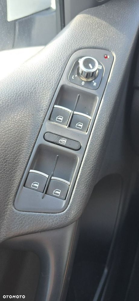 Volkswagen Tiguan - 16