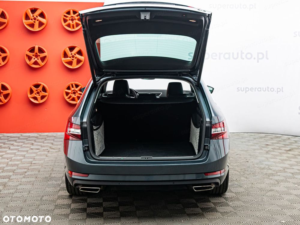 Skoda Superb 2.0 TSI 4x4 L&K DSG - 33