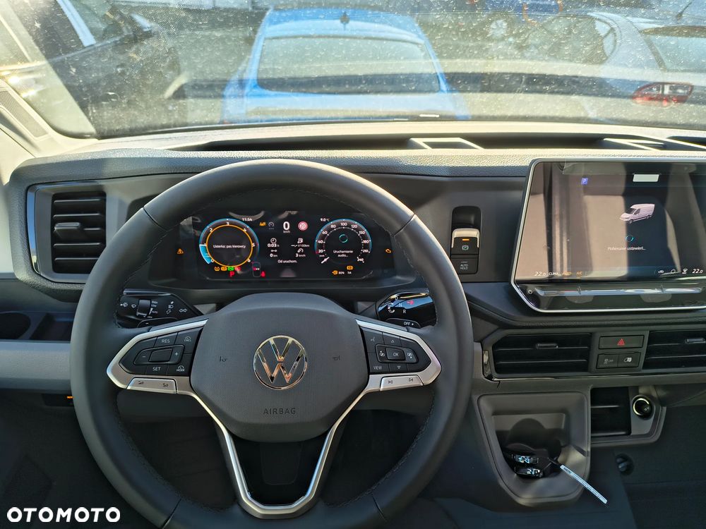 Volkswagen Crafter 35 2.0 TDI L3H3 177 KM AUTOMAT - 4