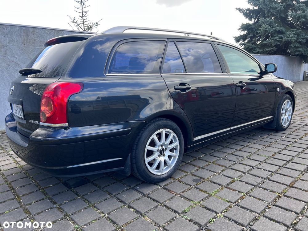 Toyota Avensis 1.8 VVT-i Sol - 5