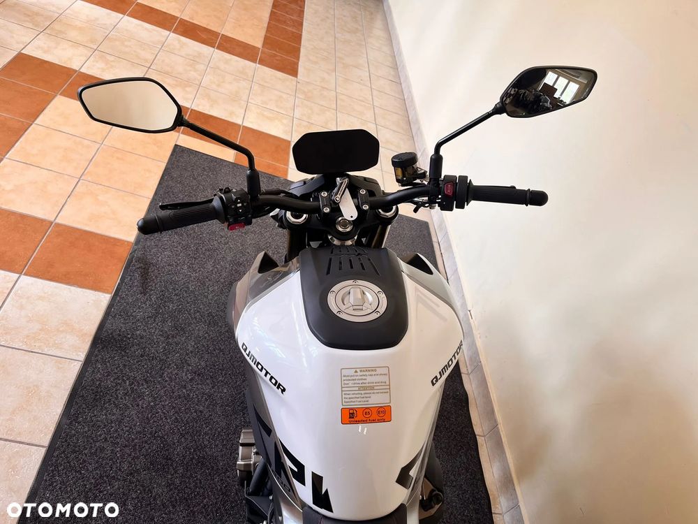 QJMOTOR SRK 800 - 13