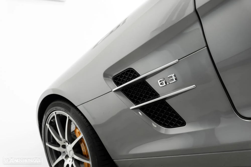 Mercedes-Benz SLS 63 AMG Standard - 9