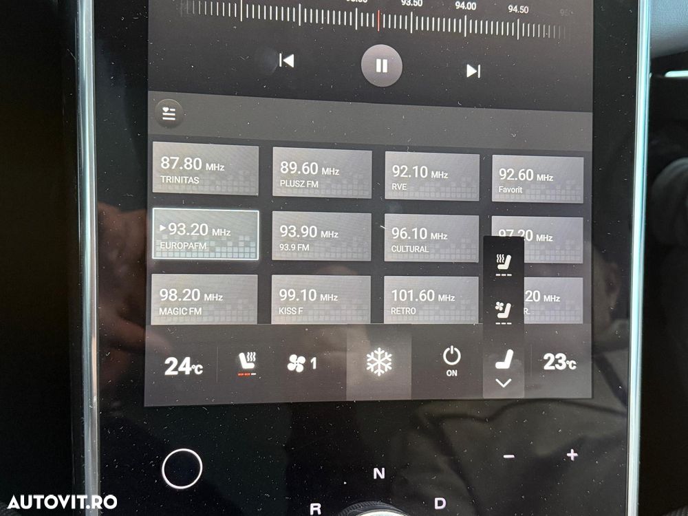 MG Marvel R Luxury - 26