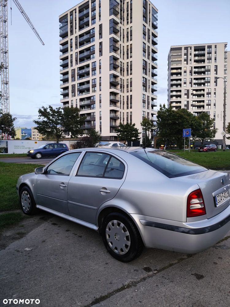 Skoda Octavia 2003 photo 5