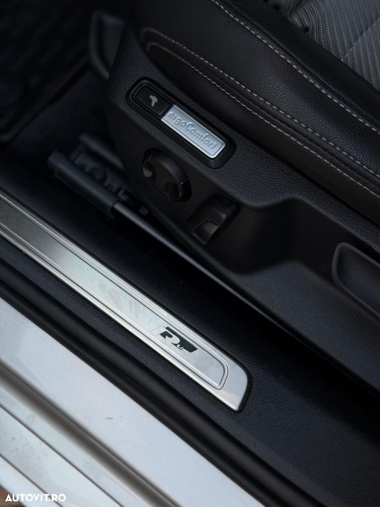 Volkswagen Passat - 22