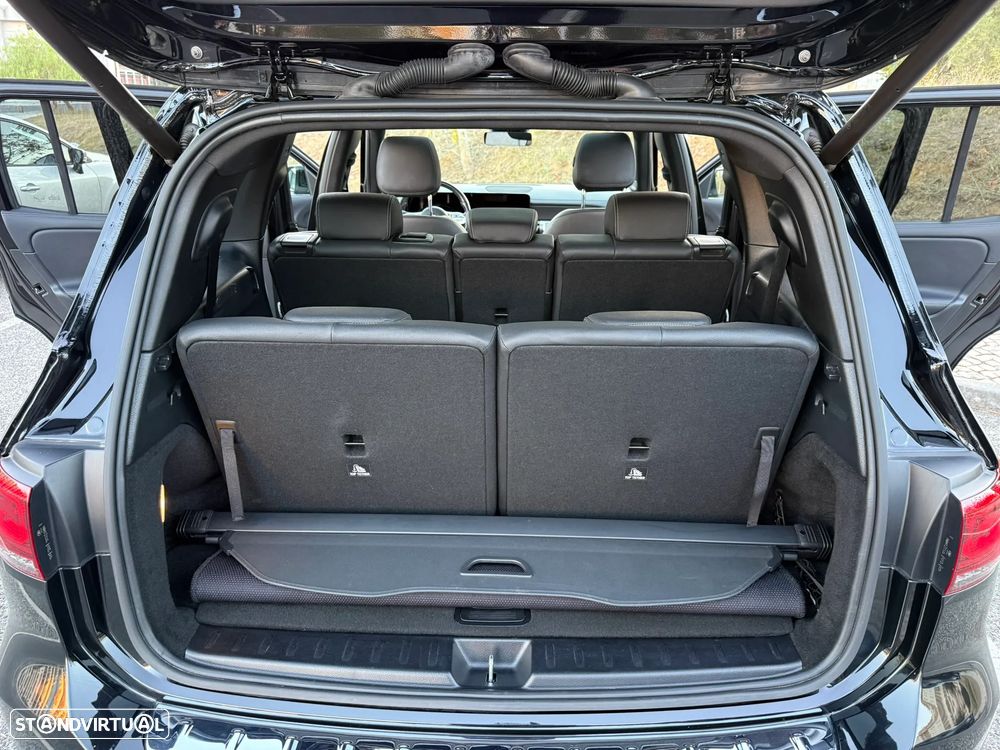 Mercedes-Benz GLB 200 d AMG Line - 12