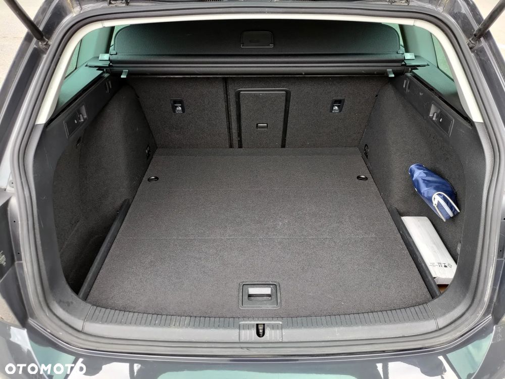 Volkswagen Golf - 13
