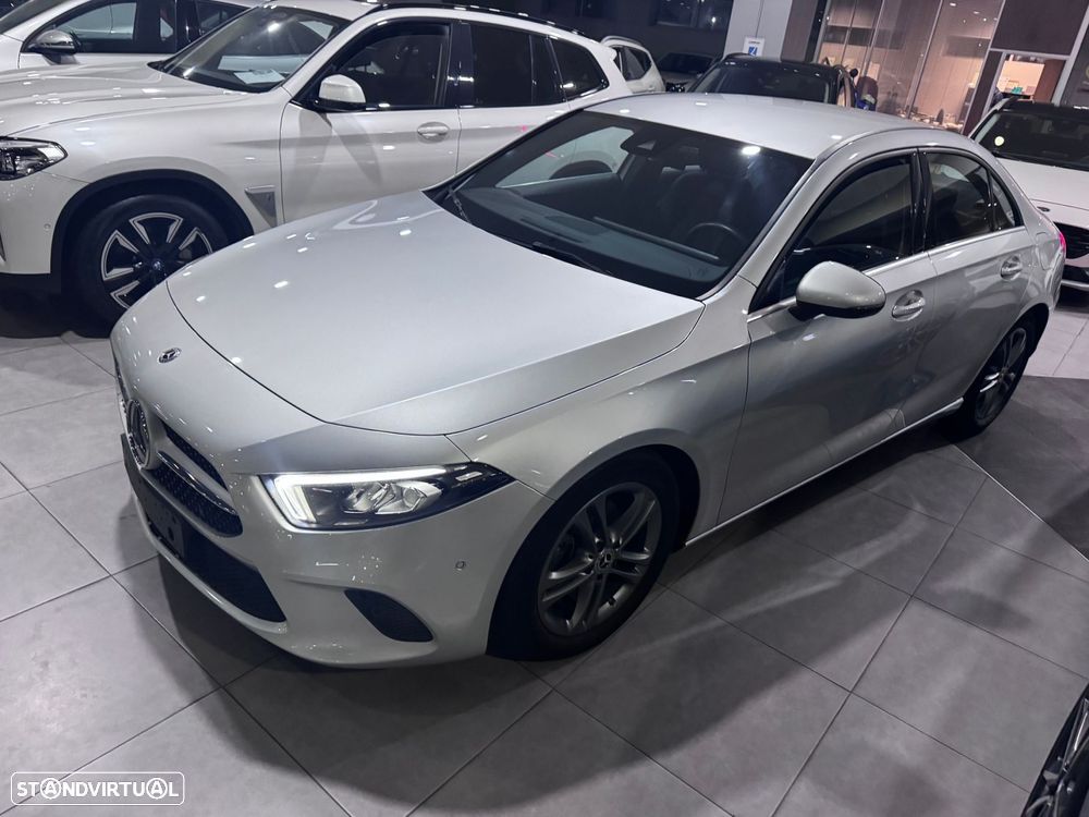 Mercedes-Benz A 180 Limousine d Business Solutions Aut. - 2