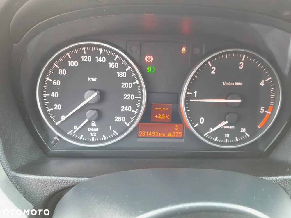 BMW Seria 3 320d DPF Touring - 18