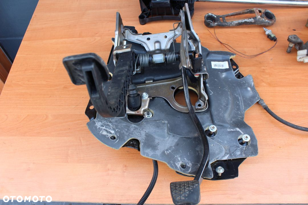 PRZEKŁADKA EASYTRONIC NA MANUAL OPEL MERIVA A EUROPA - 7