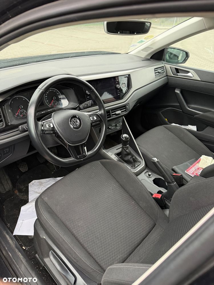 Volkswagen Polo - 10