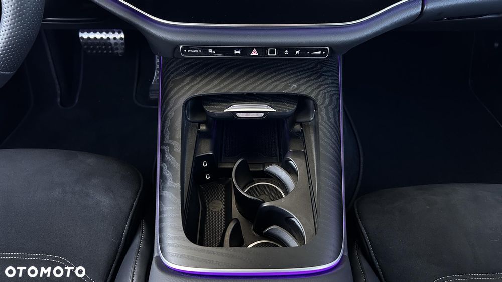 Mercedes-Benz Klasa E - 22