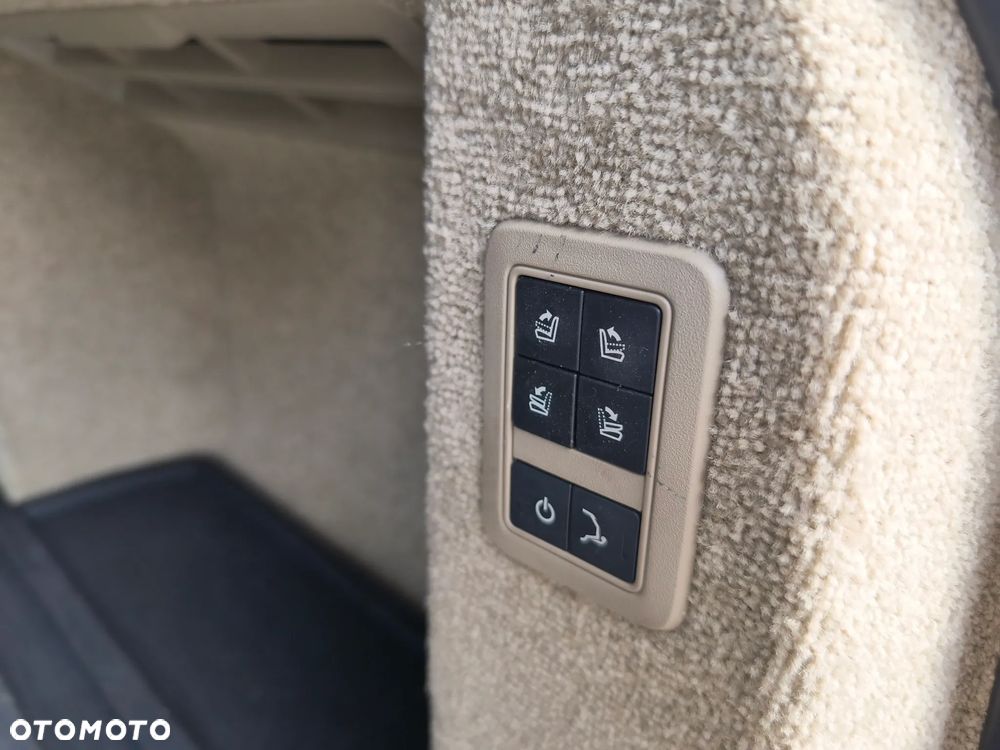 Land Rover Range Rover - 32