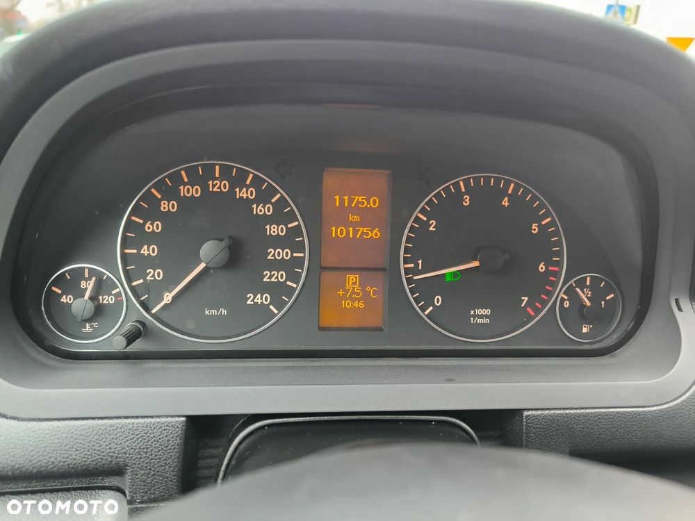 Mercedes-Benz Klasa A 160 BlueEFFICIENCY - 7