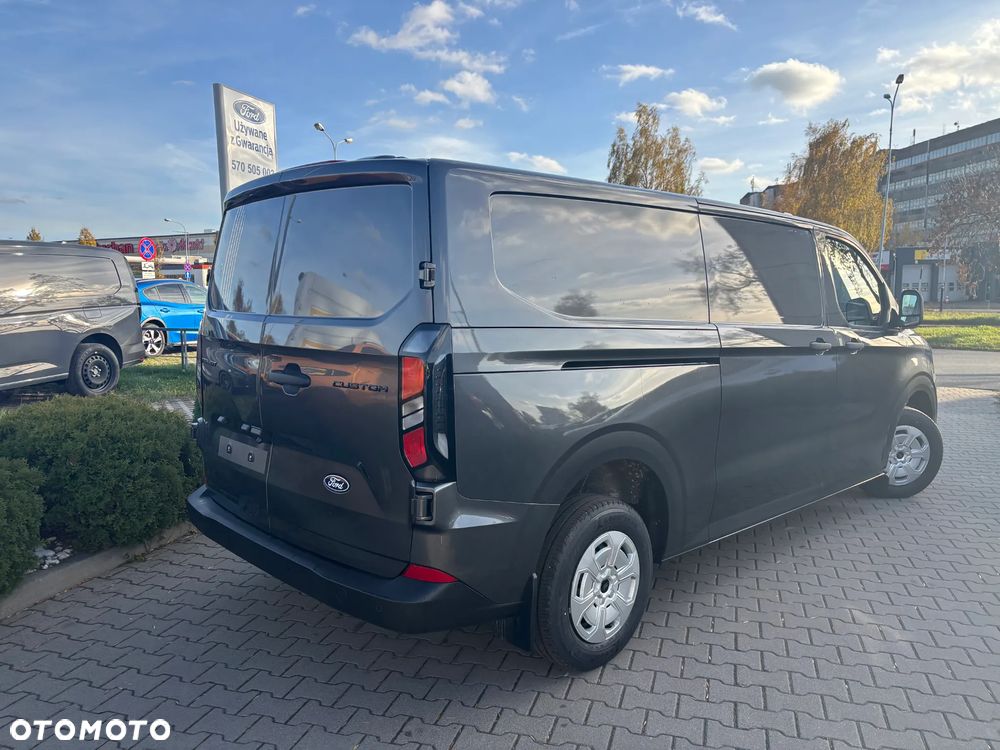 Ford Transit Custom - 8