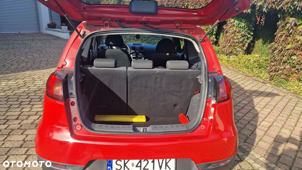 Mitsubishi Colt - 4