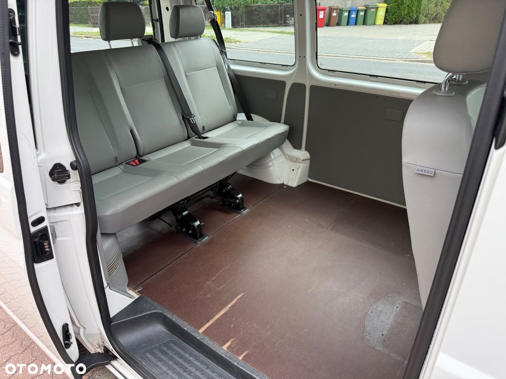 Volkswagen Transporter - 17