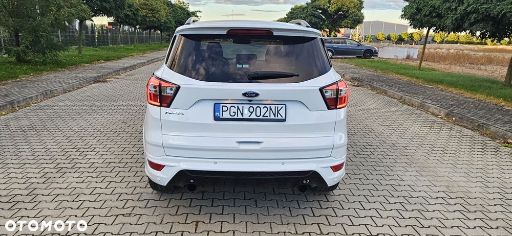 Ford Kuga 2.0 TDCi 4x4 ST-Line - 5