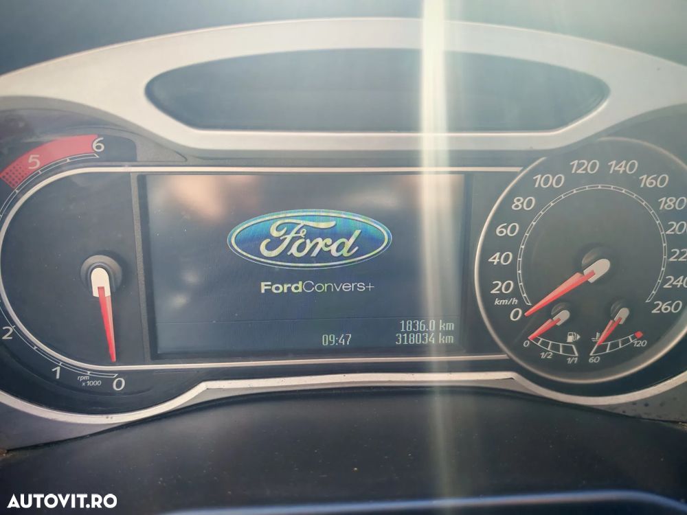 Ford Mondeo - 10