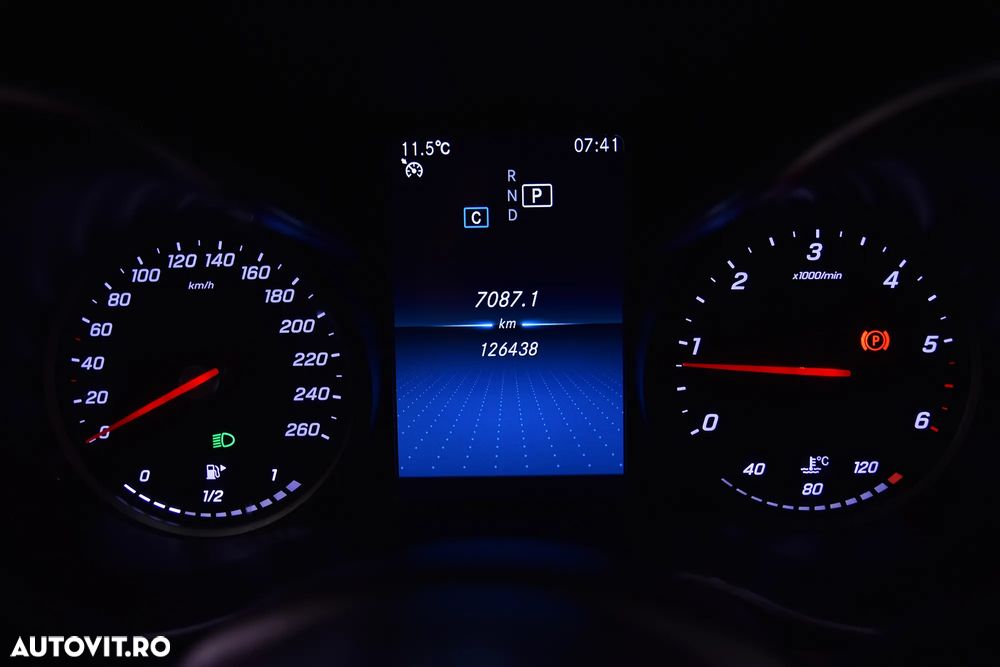 Mercedes-Benz C - 10