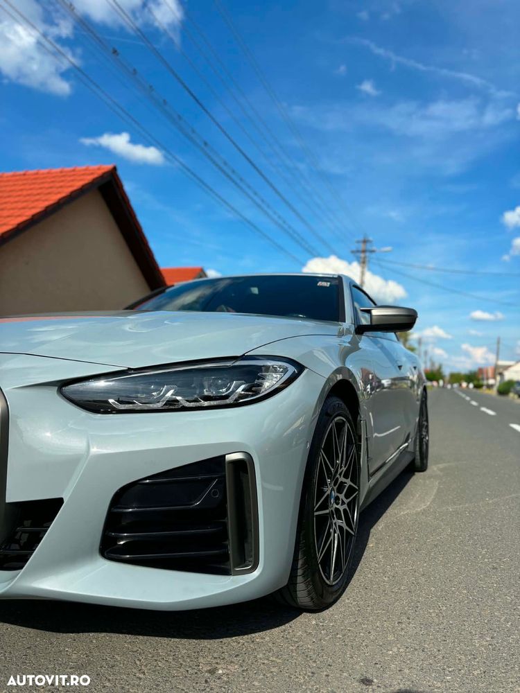 BMW M4 M440i xDrive - 10