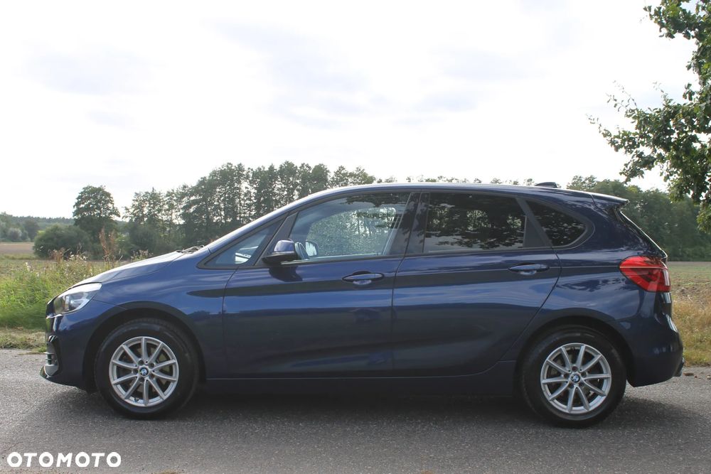 BMW Seria 2 216d - 12