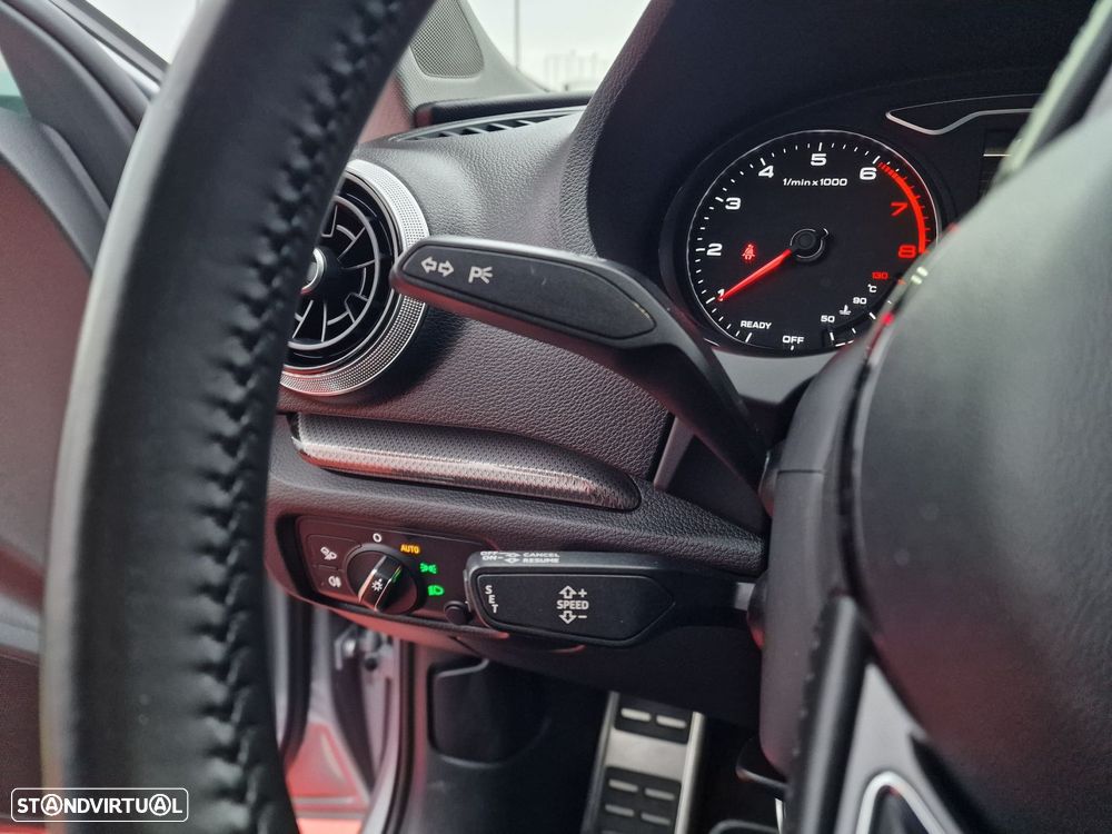 Audi A3 Sportback 1.0 TFSI Design - 11