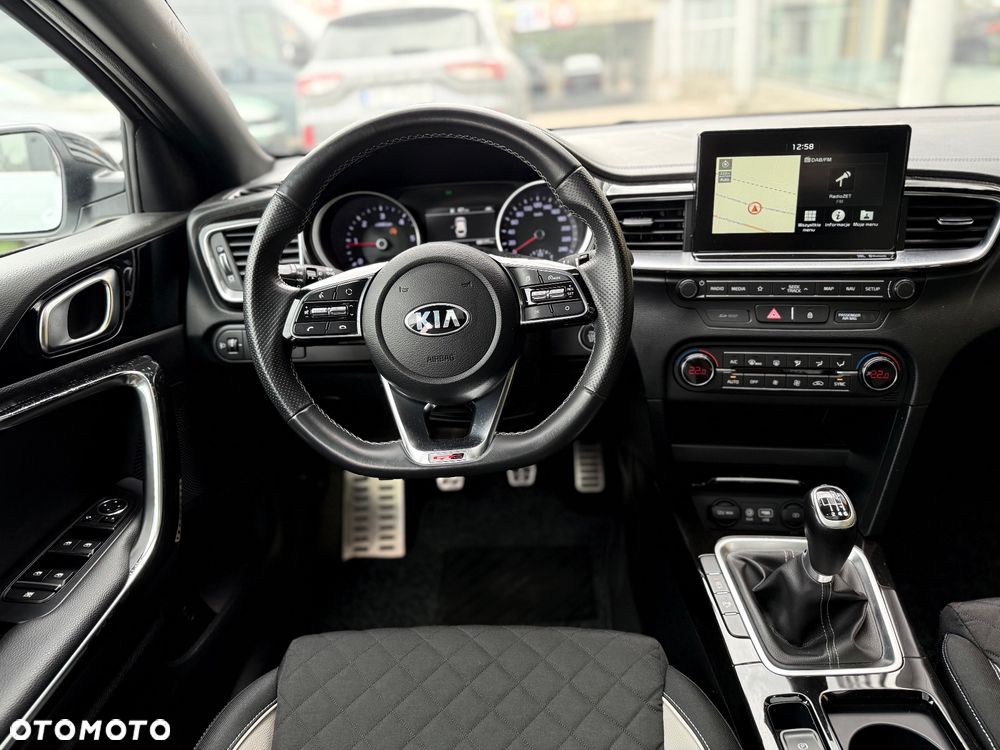 Kia ProCeed 1.6 CRDi SCR GT LINE - 16