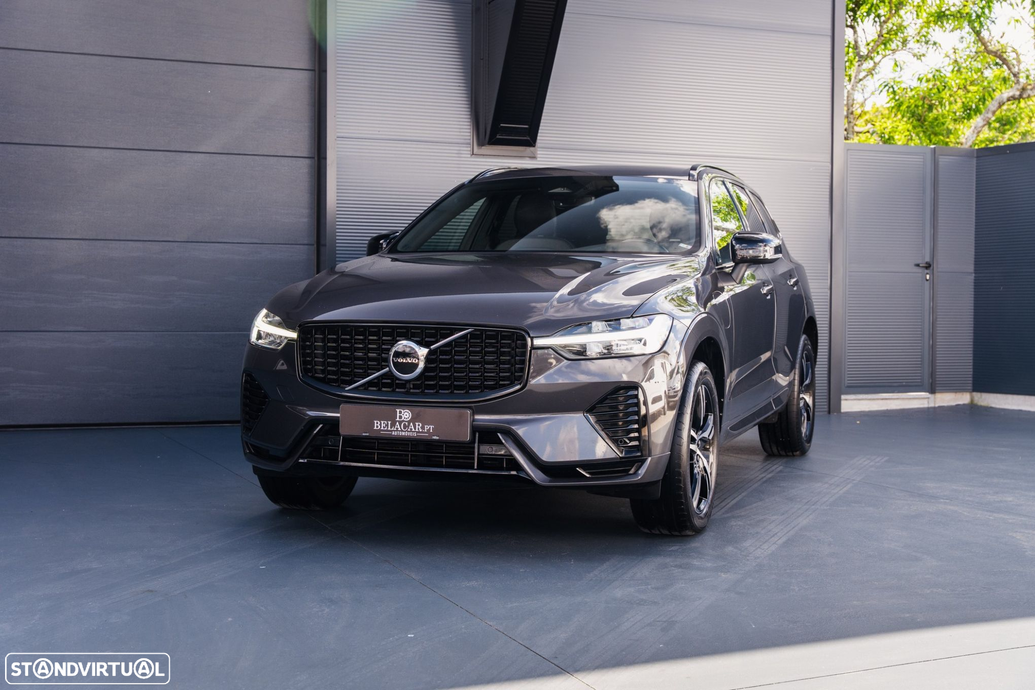 Volvo XC 60 2.0 T6 PHEV R-Design AWD - 30