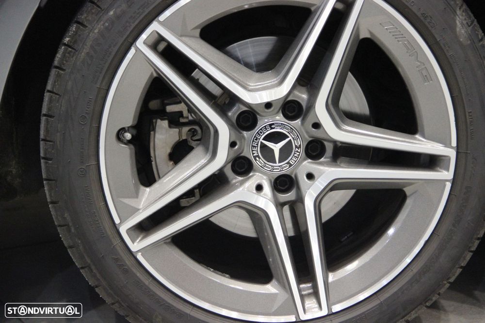 Mercedes-Benz C 300 de AMG Line - 4