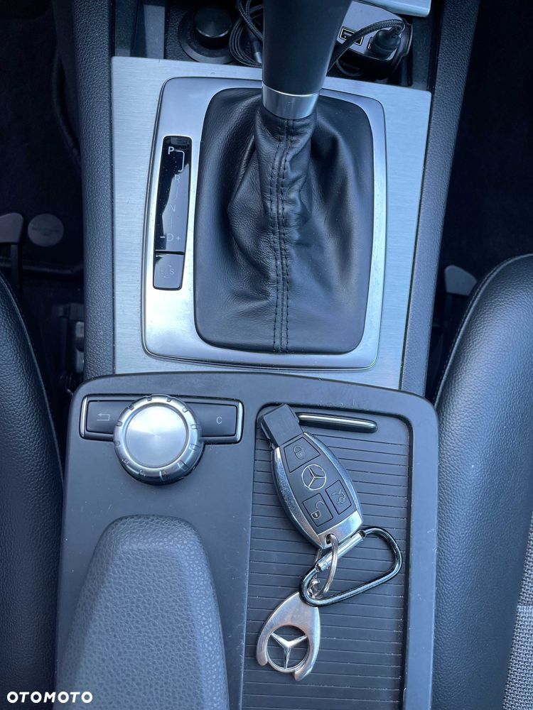 Mercedes-Benz C-Class 2013 photo 5