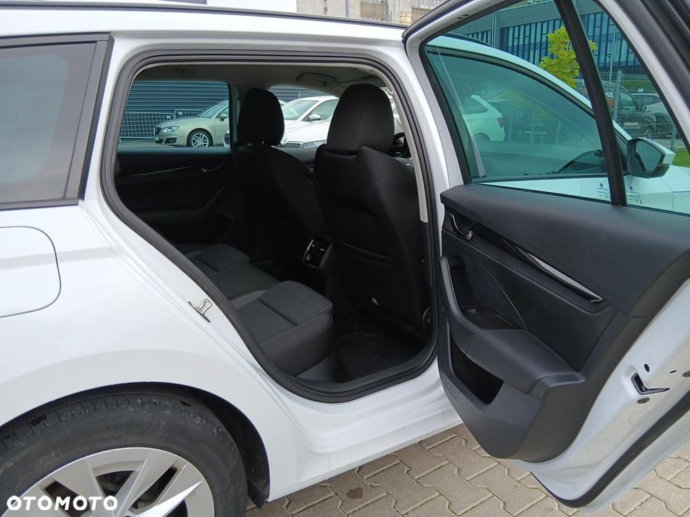 Skoda Octavia 1.5 TSI ACT Ambition - 15