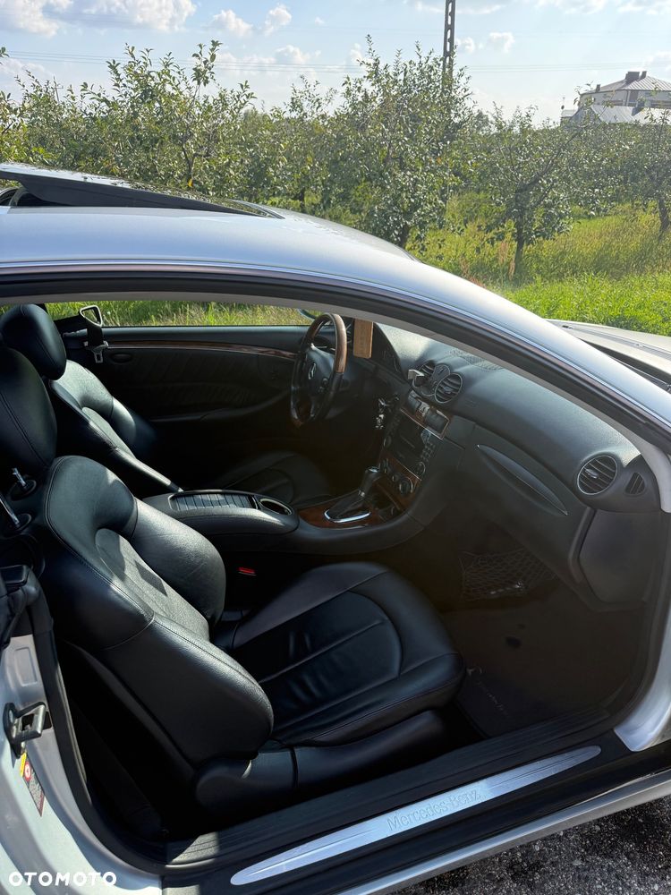 Mercedes-Benz CLK 350 Avantgarde - 14